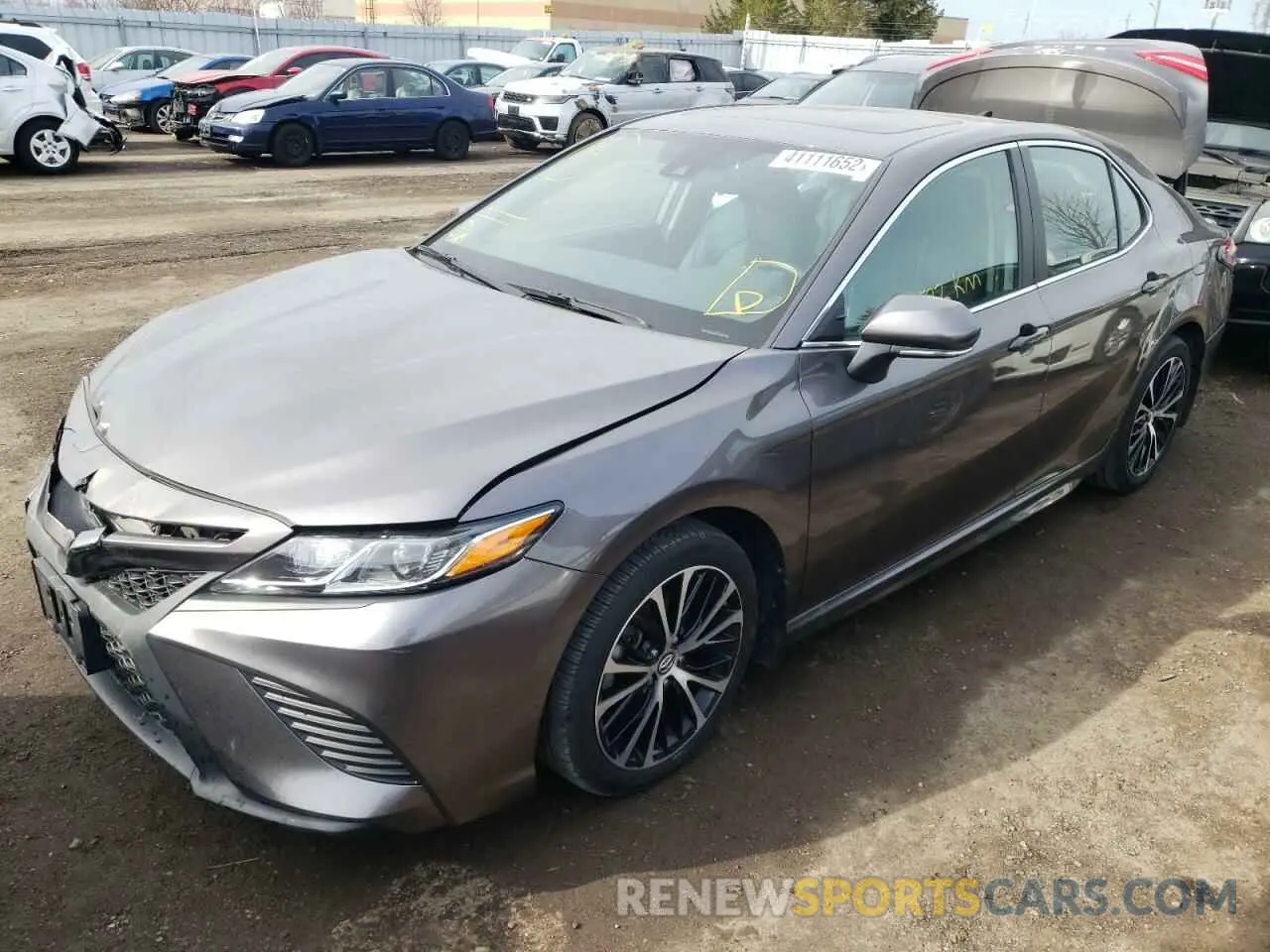 2 fotografías del automóvil dañado 4T1B11HK1KU691032 TOYOTA CAMRY 2019