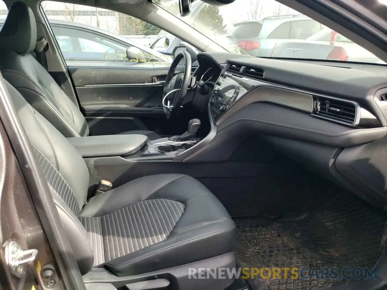 5 fotografías del automóvil dañado 4T1B11HK1KU691032 TOYOTA CAMRY 2019