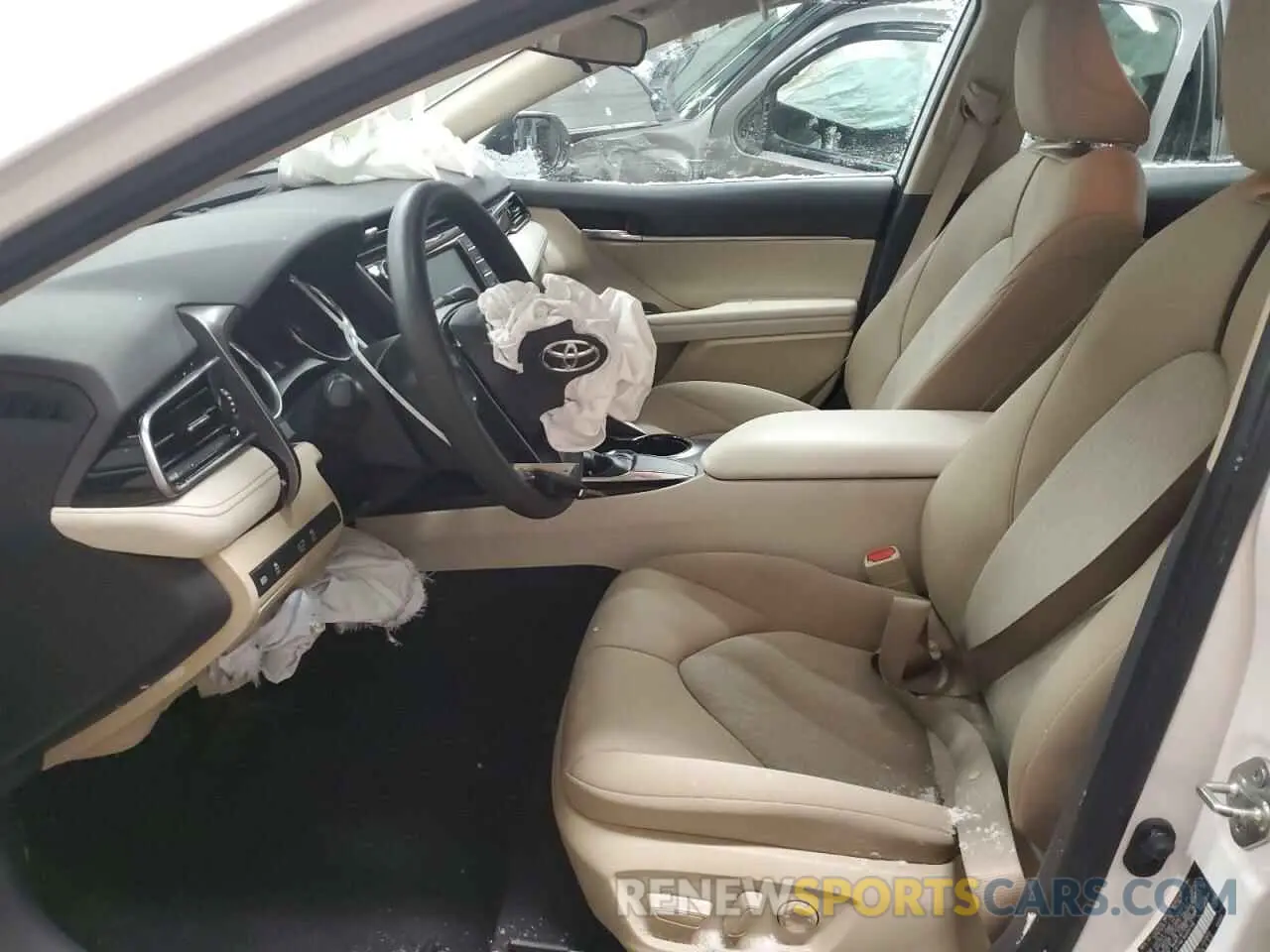 7 fotografías del automóvil dañado 4T1B11HK1KU693198 TOYOTA CAMRY 2019