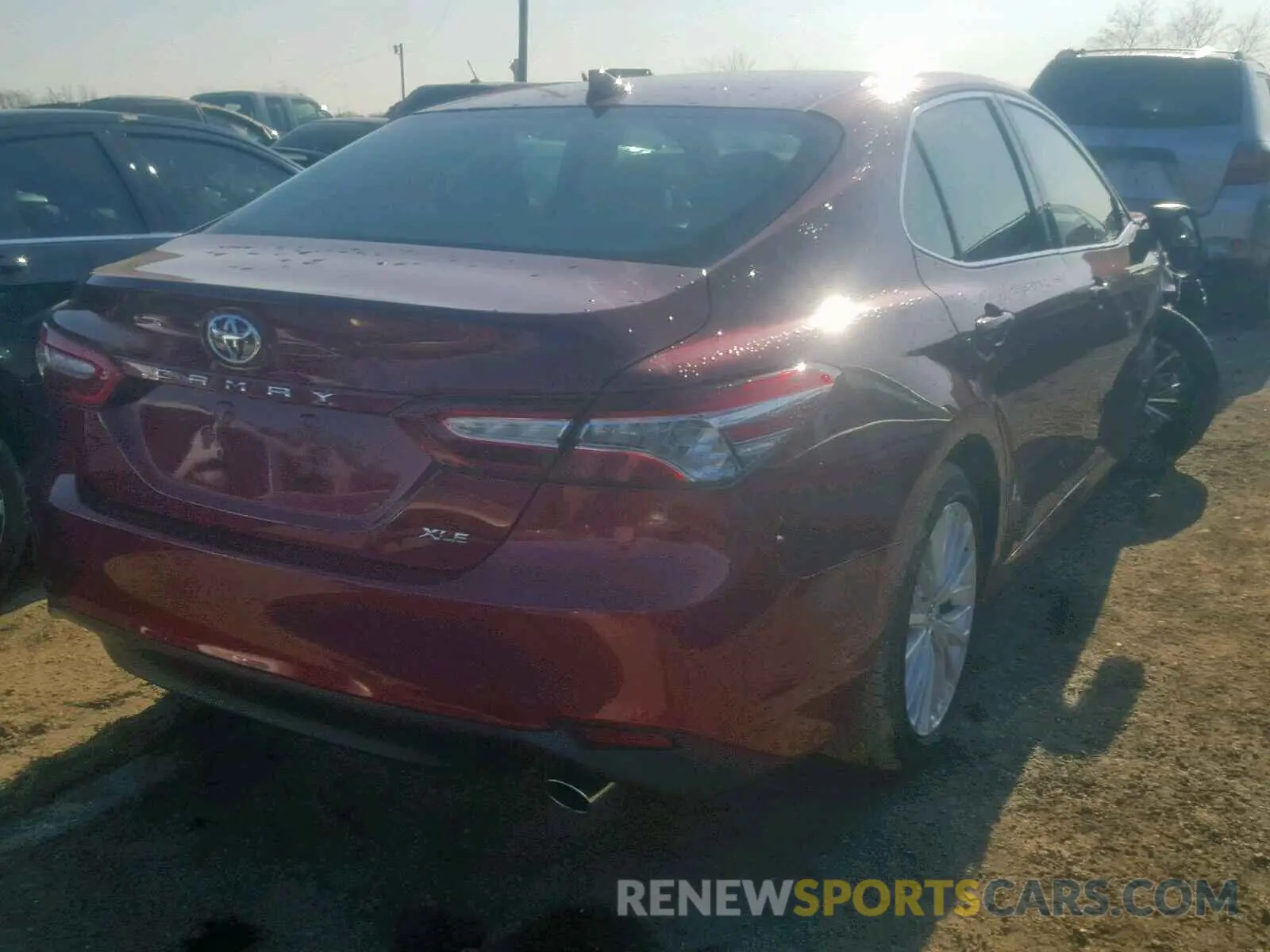 4 fotografías del automóvil dañado 4T1B11HK1KU694870 TOYOTA CAMRY 2019