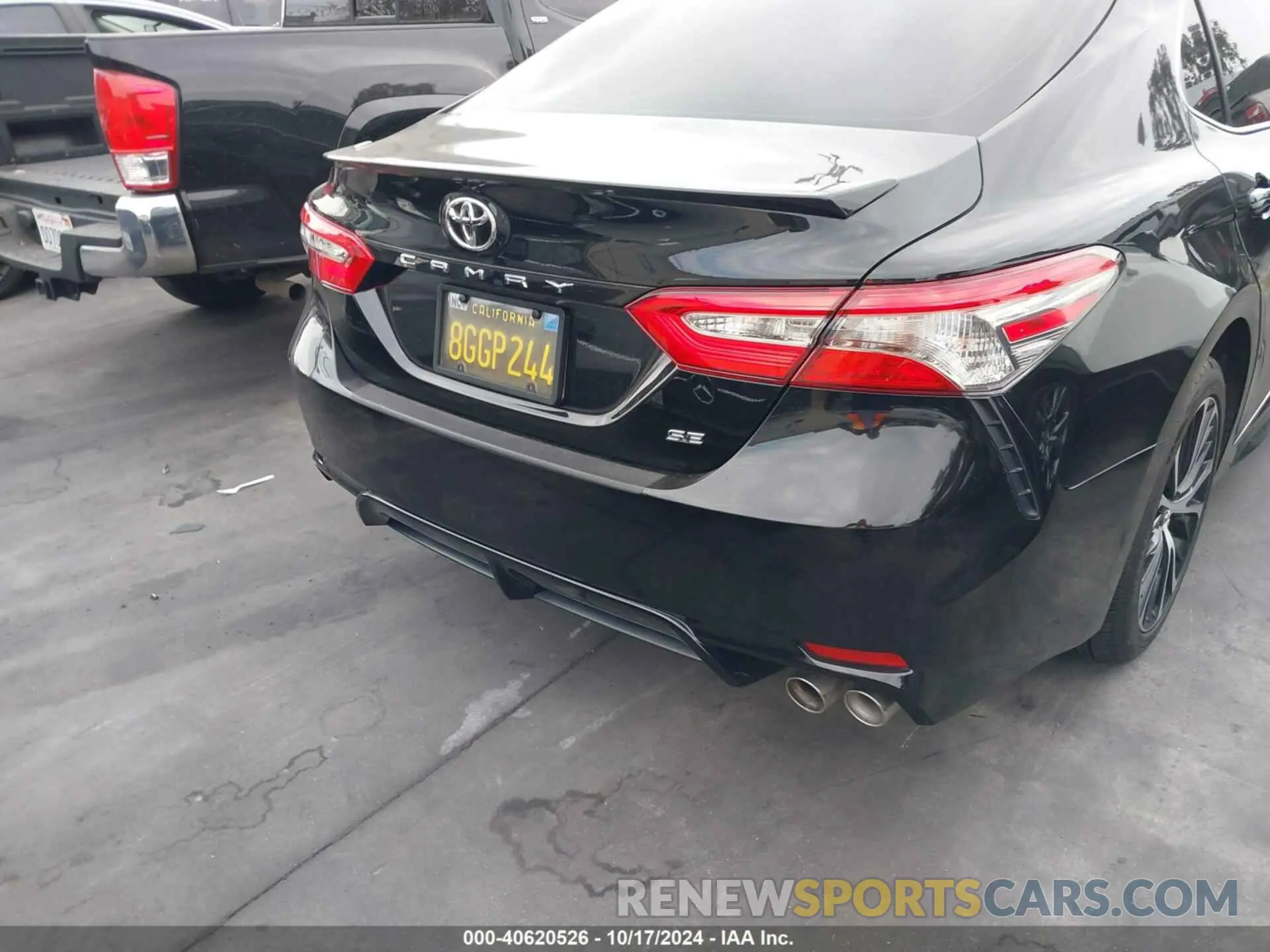 16 fotografías del automóvil dañado 4T1B11HK1KU704281 TOYOTA CAMRY 2019