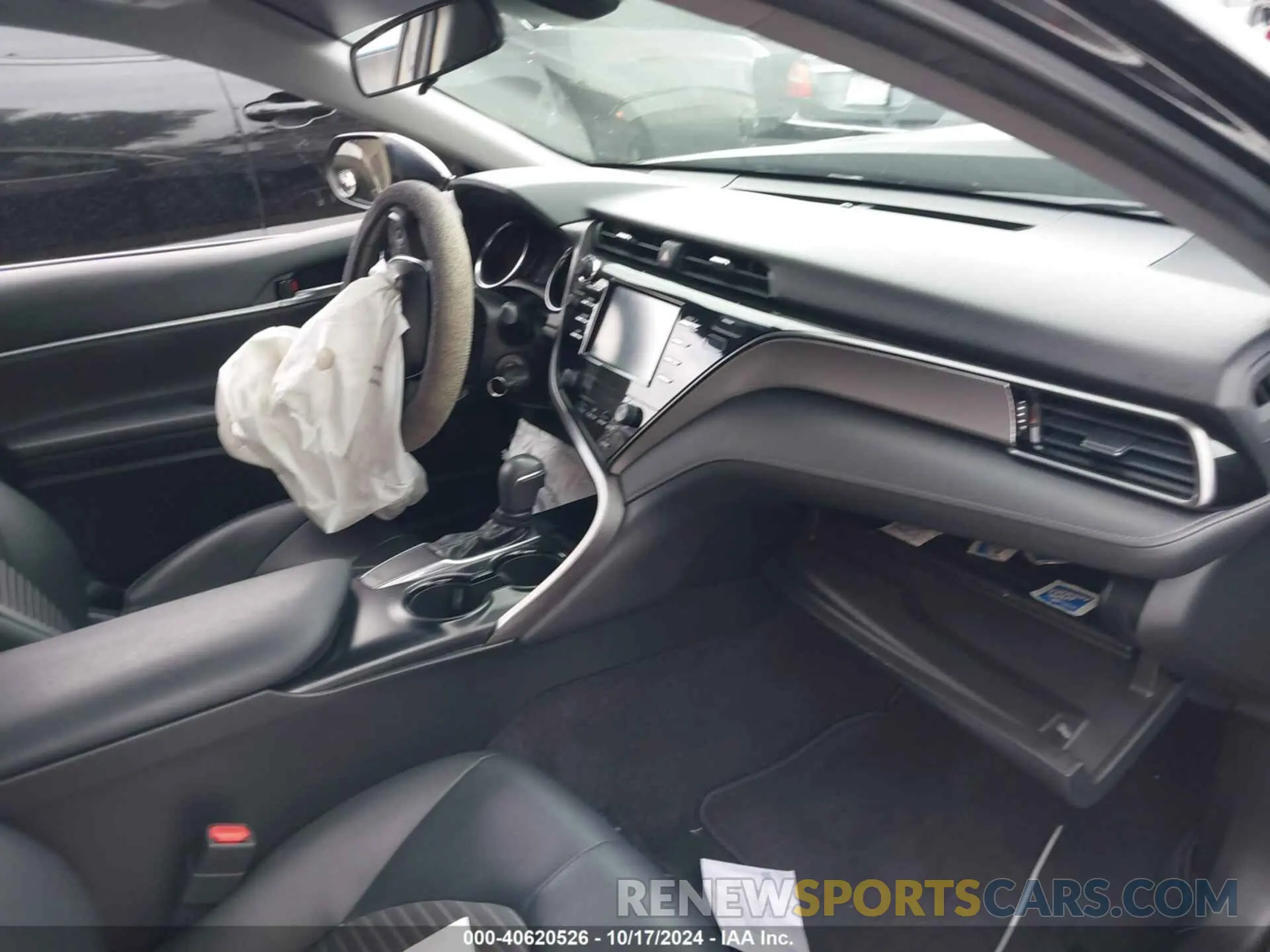 5 fotografías del automóvil dañado 4T1B11HK1KU704281 TOYOTA CAMRY 2019