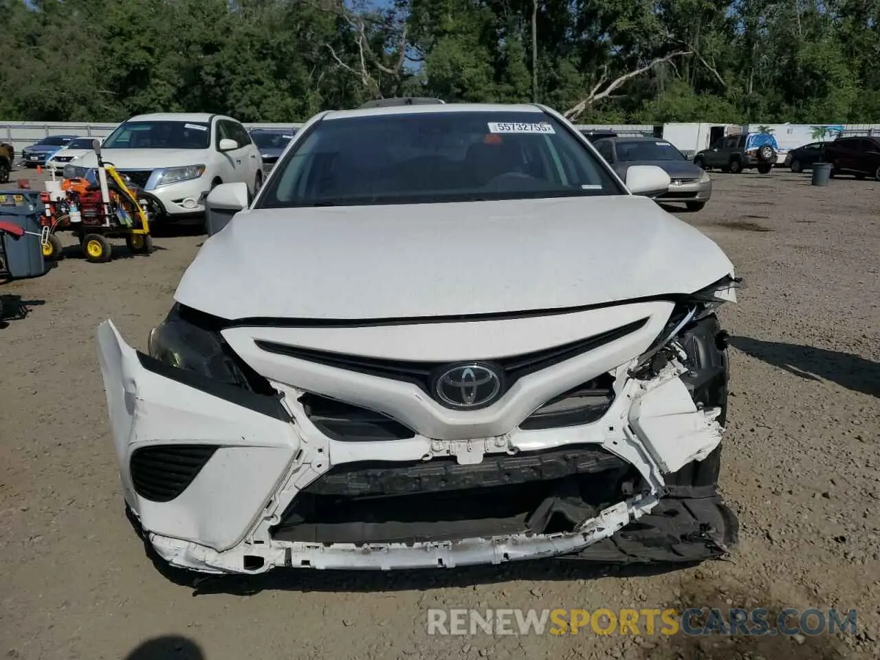 5 fotografías del automóvil dañado 4T1B11HK1KU705141 TOYOTA CAMRY 2019
