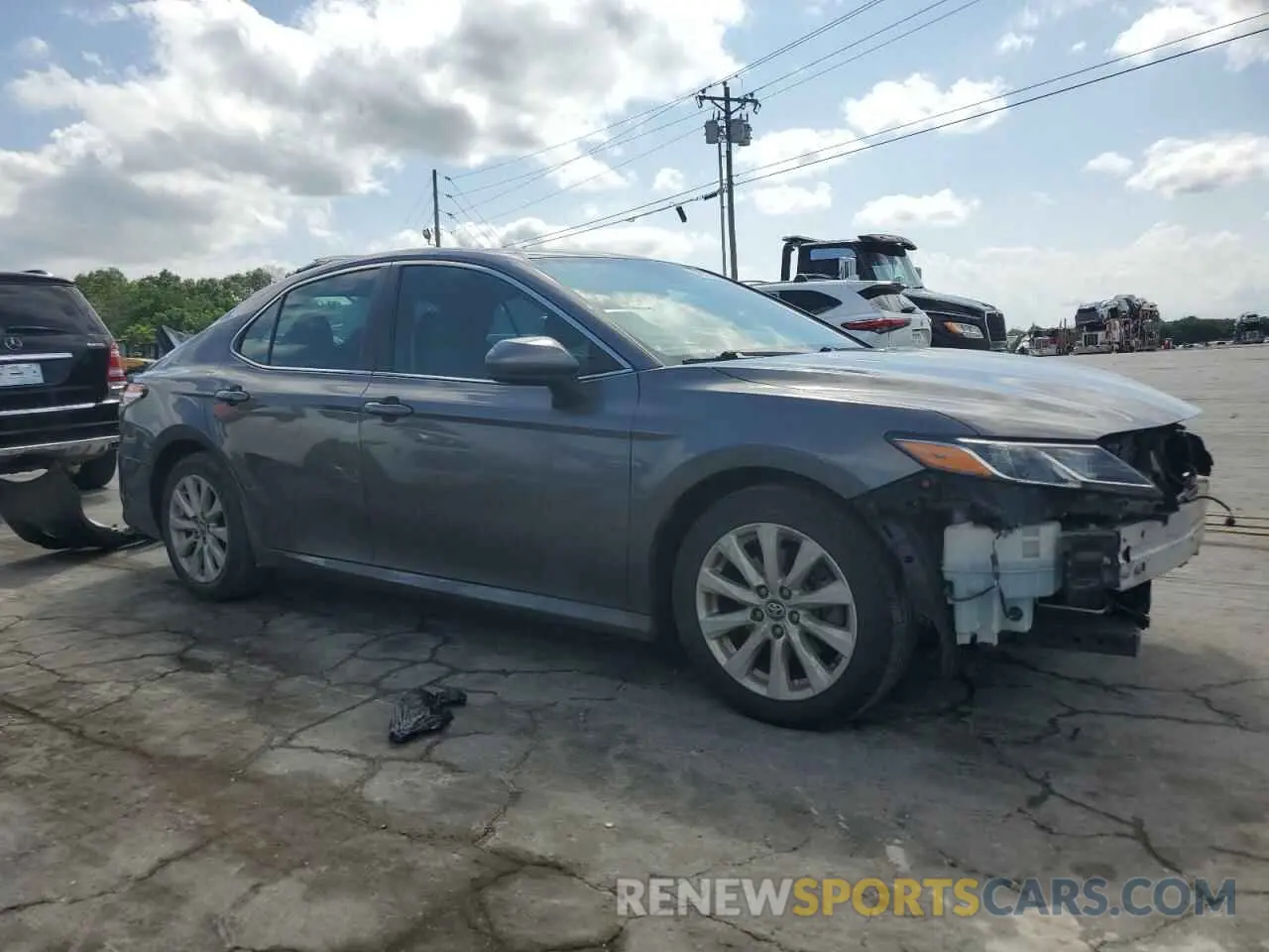 4 fotografías del automóvil dañado 4T1B11HK1KU714857 TOYOTA CAMRY 2019