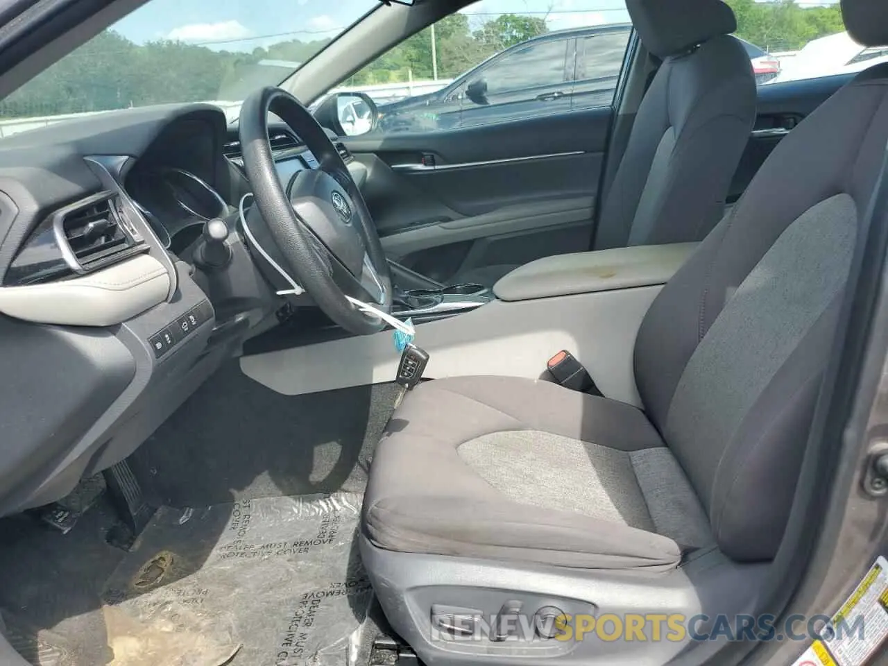 7 fotografías del automóvil dañado 4T1B11HK1KU714857 TOYOTA CAMRY 2019