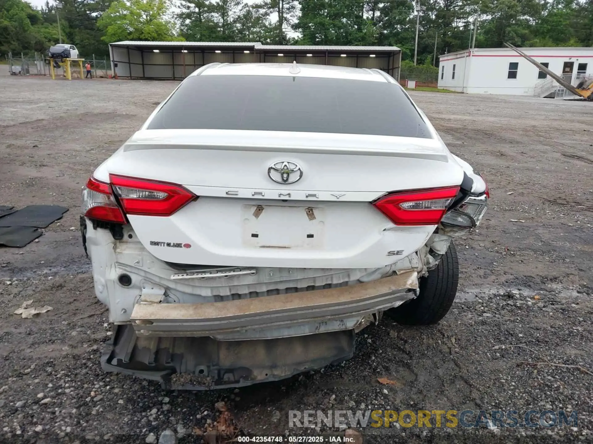 16 fotografías del automóvil dañado 4T1B11HK1KU716592 TOYOTA CAMRY 2019