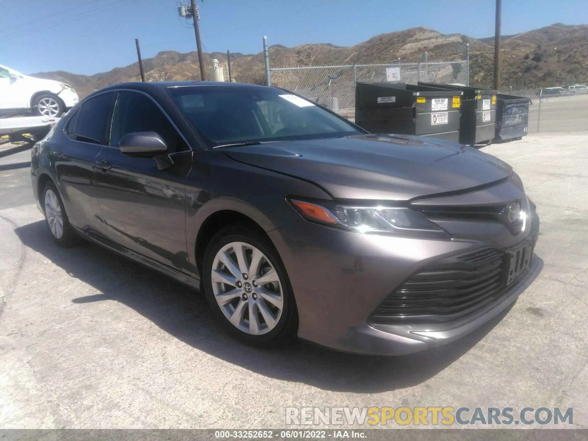 1 fotografías del automóvil dañado 4T1B11HK1KU717323 TOYOTA CAMRY 2019