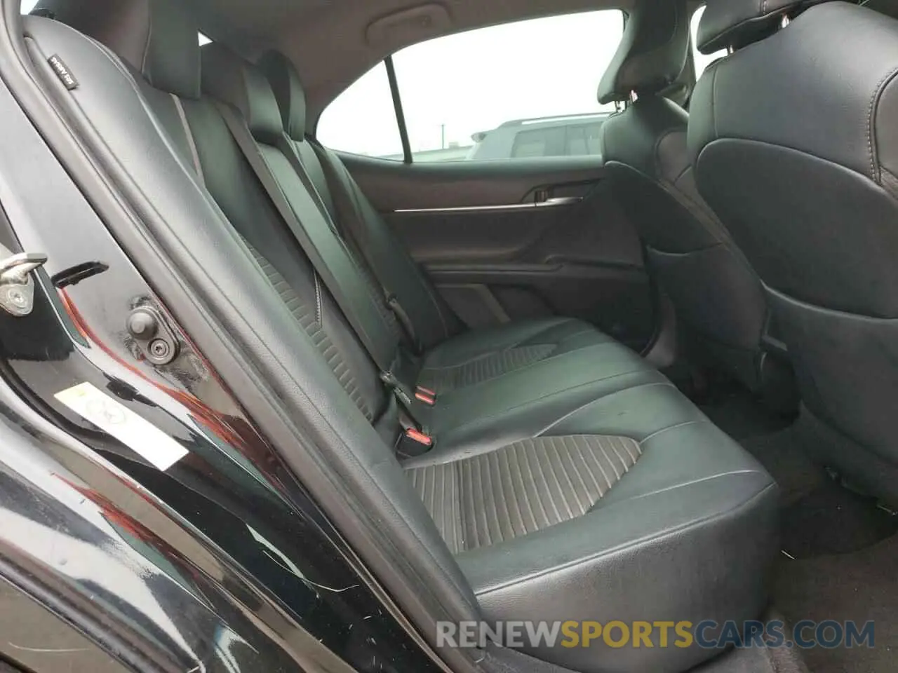 10 fotografías del automóvil dañado 4T1B11HK1KU723607 TOYOTA CAMRY 2019