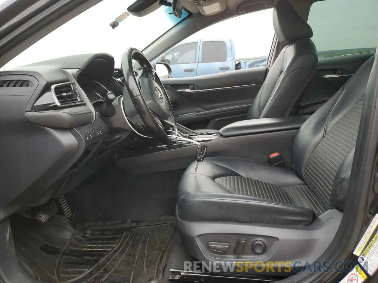 7 fotografías del automóvil dañado 4T1B11HK1KU723607 TOYOTA CAMRY 2019