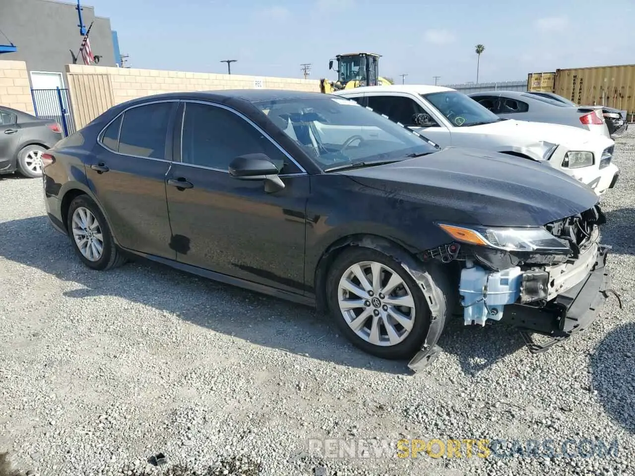 4 fotografías del automóvil dañado 4T1B11HK1KU728676 TOYOTA CAMRY 2019