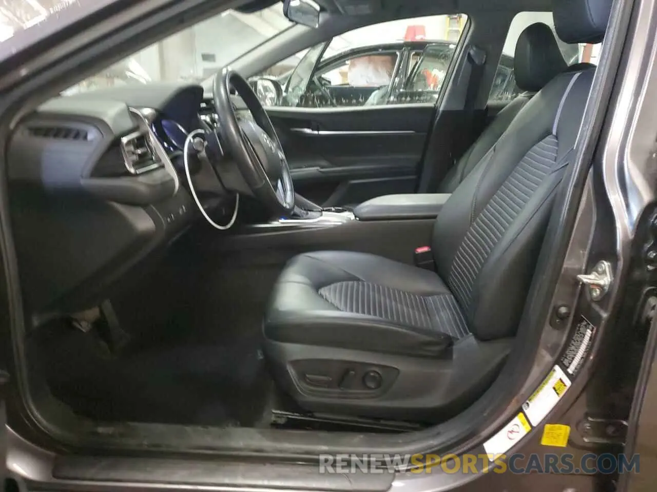 7 fotografías del automóvil dañado 4T1B11HK1KU733313 TOYOTA CAMRY 2019
