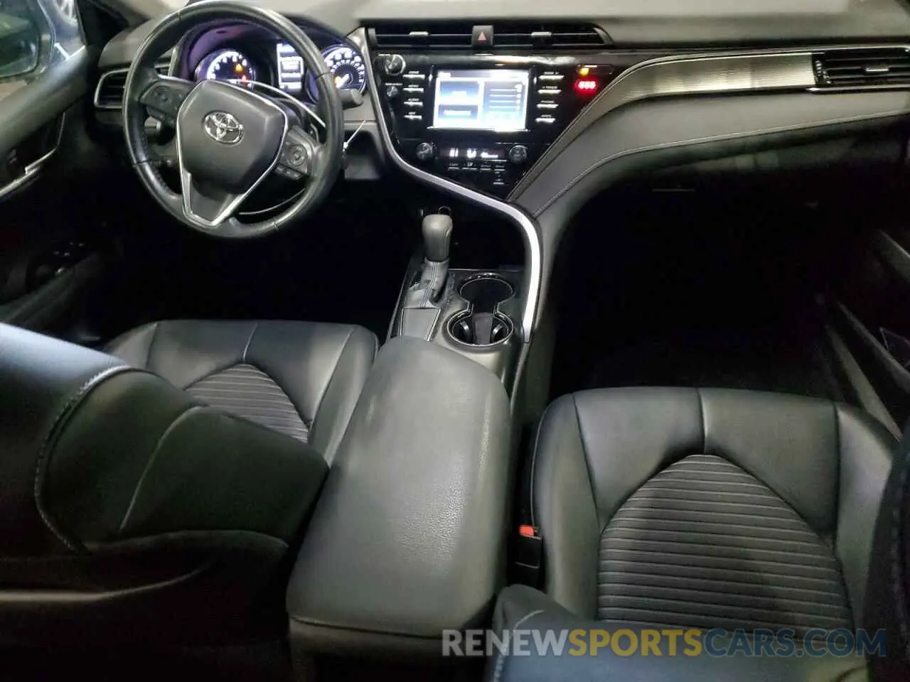 8 fotografías del automóvil dañado 4T1B11HK1KU733313 TOYOTA CAMRY 2019
