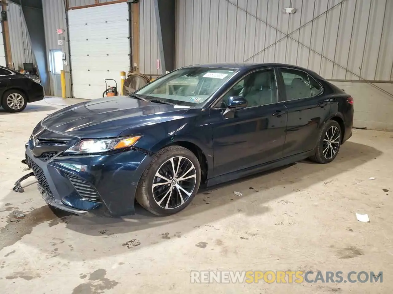 1 fotografías del automóvil dañado 4T1B11HK1KU737975 TOYOTA CAMRY 2019