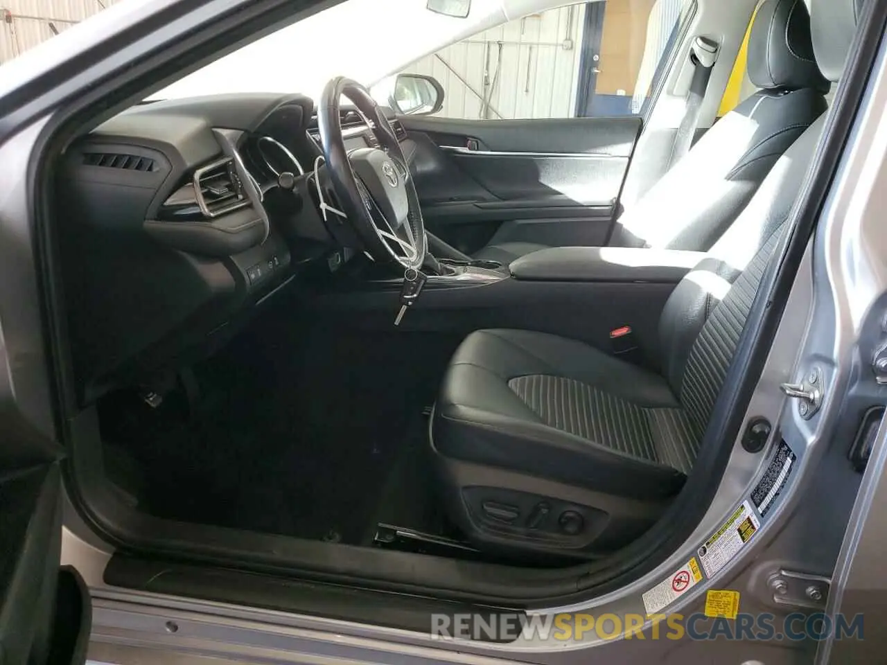 7 fotografías del automóvil dañado 4T1B11HK1KU744392 TOYOTA CAMRY 2019