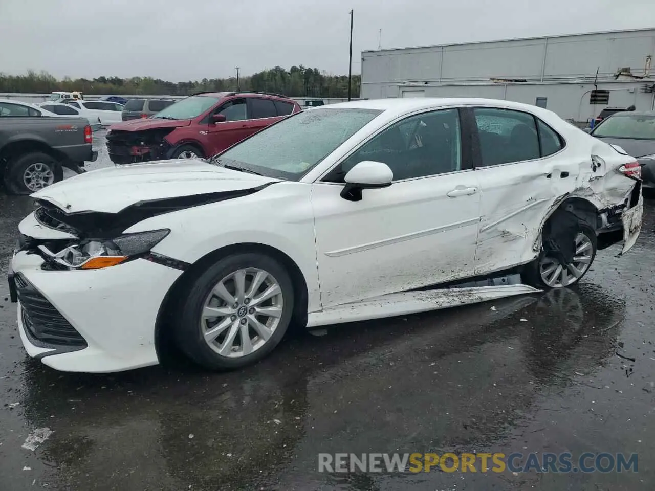 1 fotografías del automóvil dañado 4T1B11HK1KU747017 TOYOTA CAMRY 2019