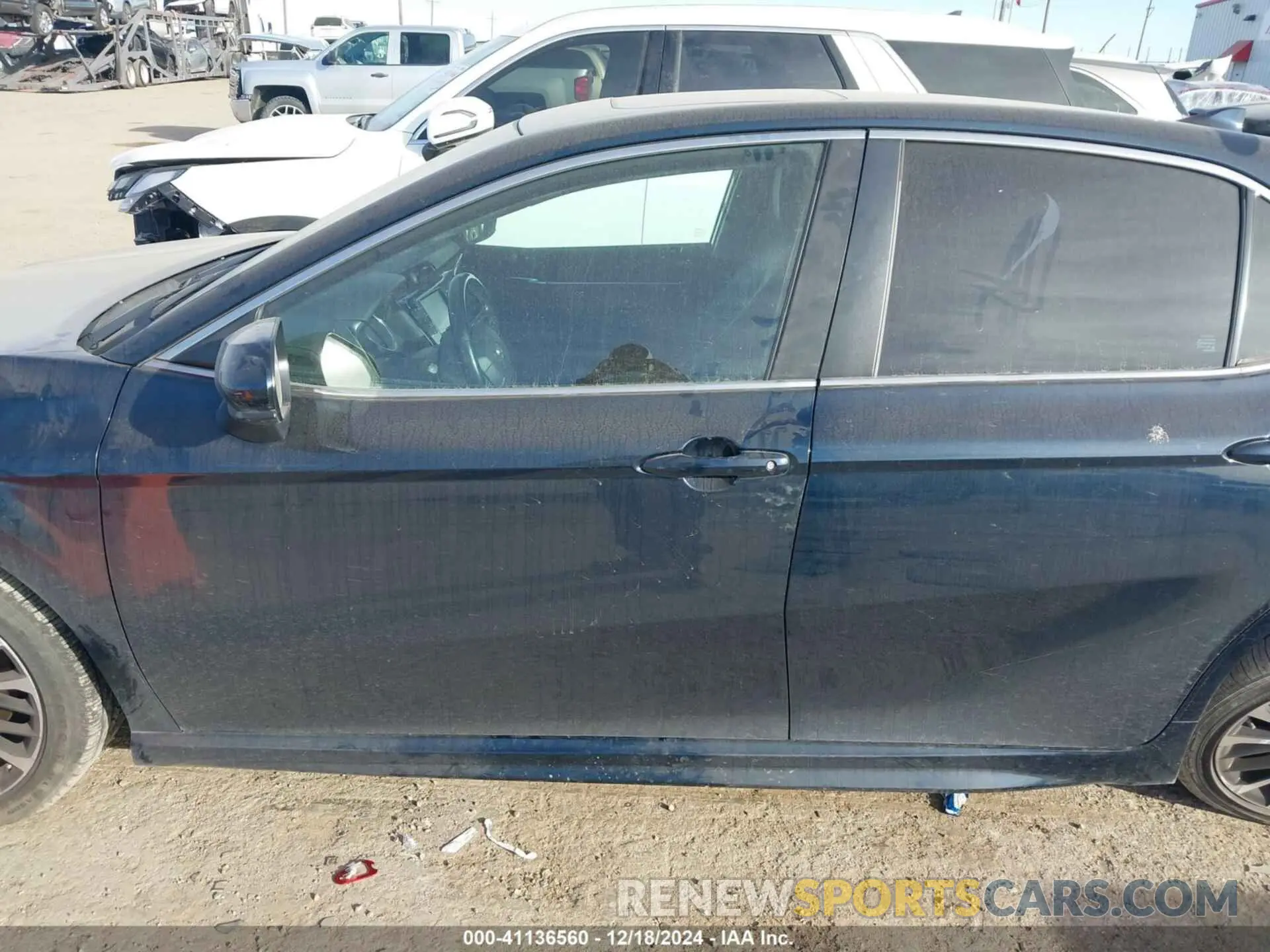 14 fotografías del automóvil dañado 4T1B11HK1KU750922 TOYOTA CAMRY 2019