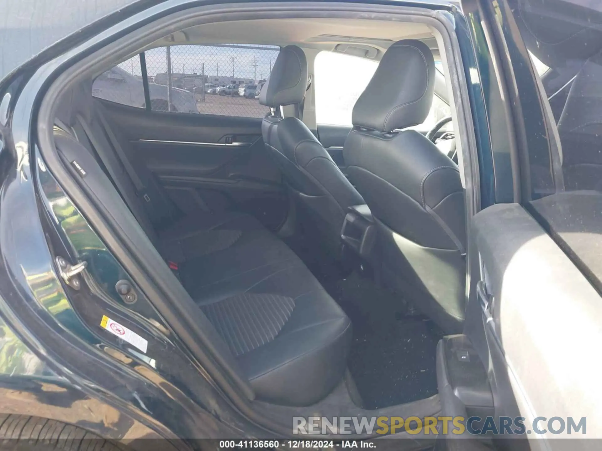 8 fotografías del automóvil dañado 4T1B11HK1KU750922 TOYOTA CAMRY 2019