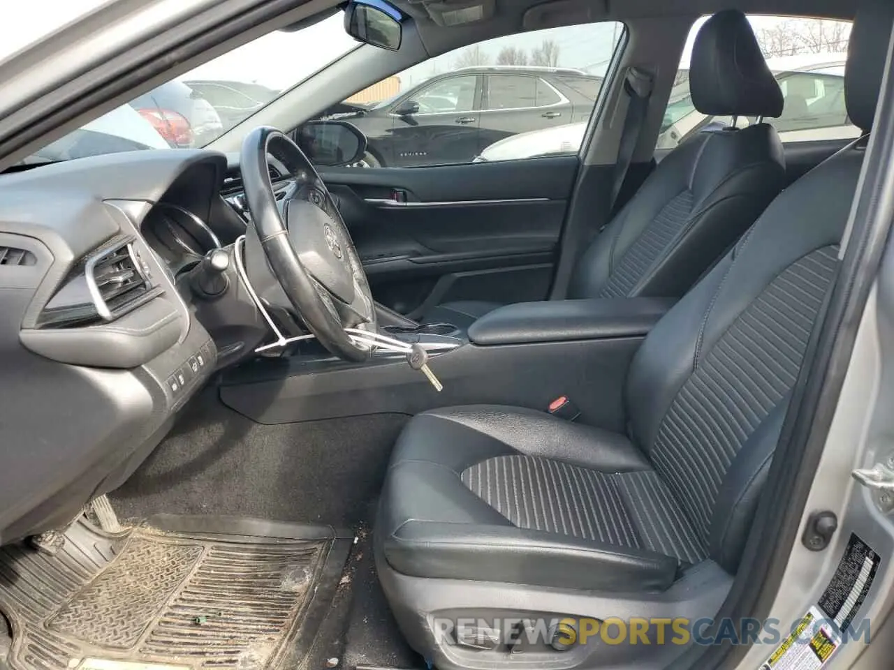 7 fotografías del automóvil dañado 4T1B11HK1KU754906 TOYOTA CAMRY 2019