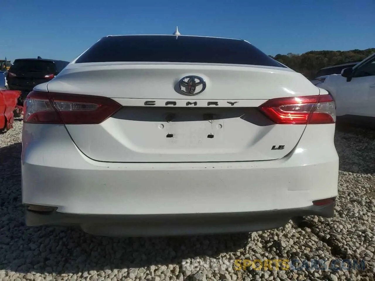 6 fotografías del automóvil dañado 4T1B11HK1KU756820 TOYOTA CAMRY 2019