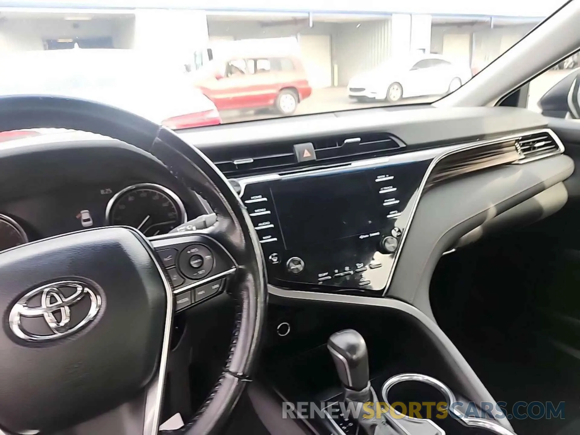 15 fotografías del automóvil dañado 4T1B11HK1KU762097 TOYOTA CAMRY 2019