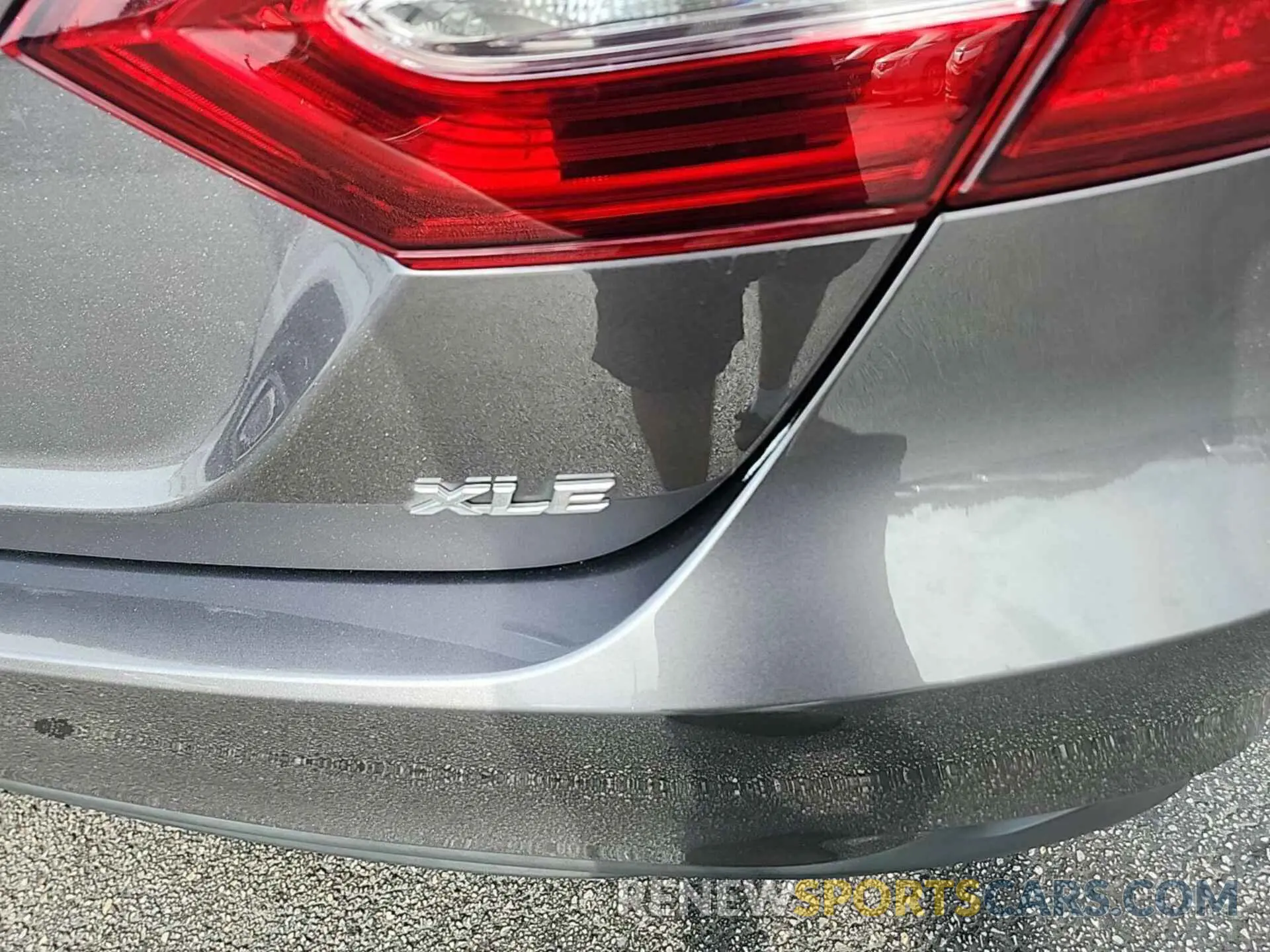 22 fotografías del automóvil dañado 4T1B11HK1KU762097 TOYOTA CAMRY 2019