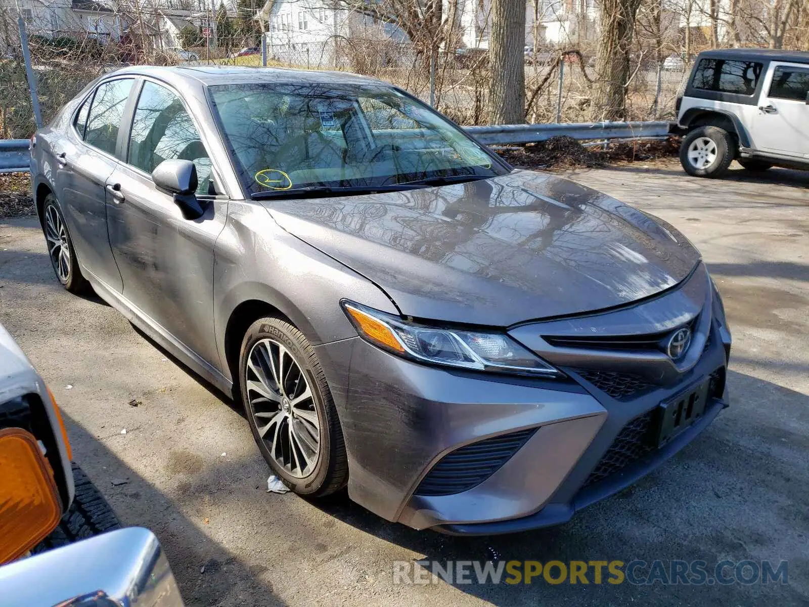 1 fotografías del automóvil dañado 4T1B11HK1KU768241 TOYOTA CAMRY 2019