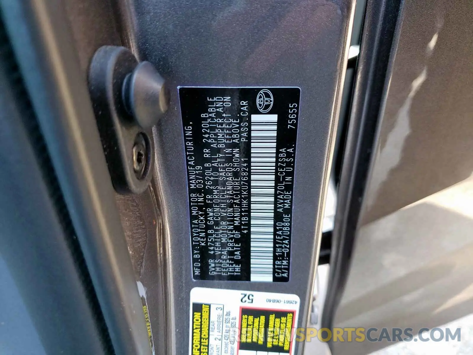 10 fotografías del automóvil dañado 4T1B11HK1KU768241 TOYOTA CAMRY 2019