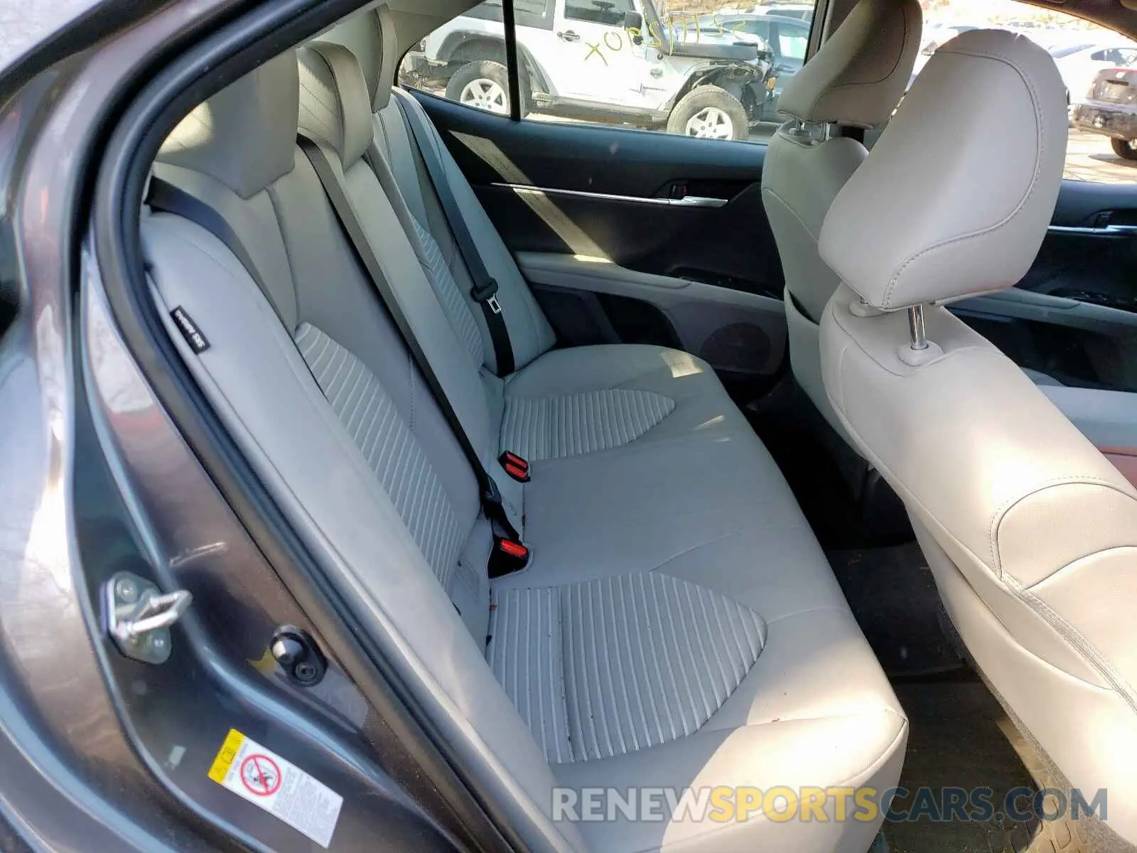 6 fotografías del automóvil dañado 4T1B11HK1KU768241 TOYOTA CAMRY 2019