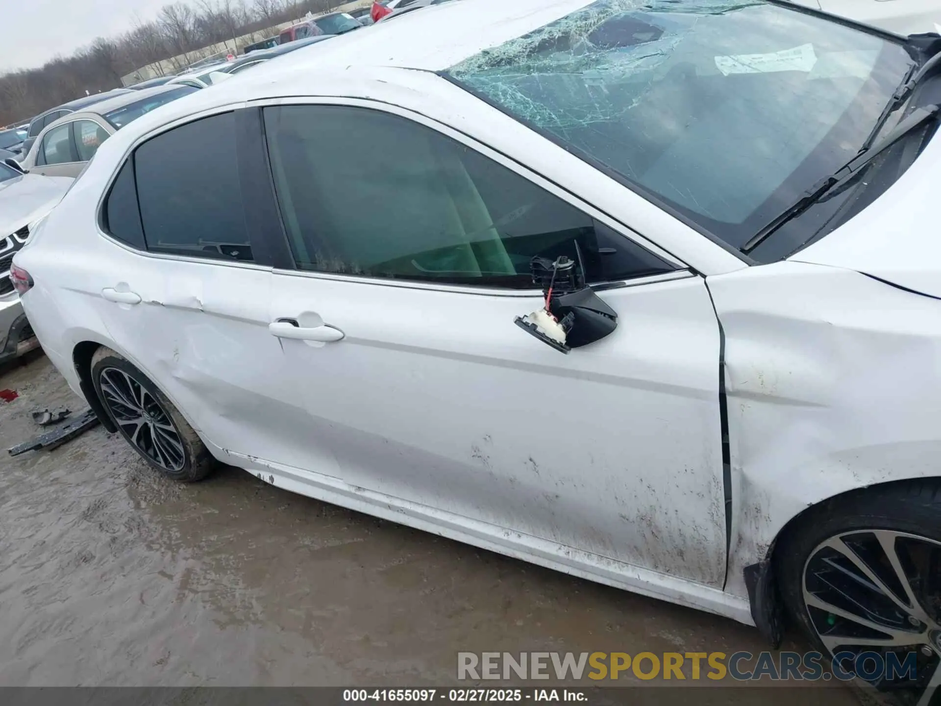 13 fotografías del automóvil dañado 4T1B11HK1KU770538 TOYOTA CAMRY 2019