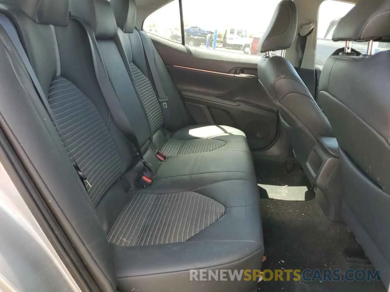 10 fotografías del automóvil dañado 4T1B11HK1KU775223 TOYOTA CAMRY 2019
