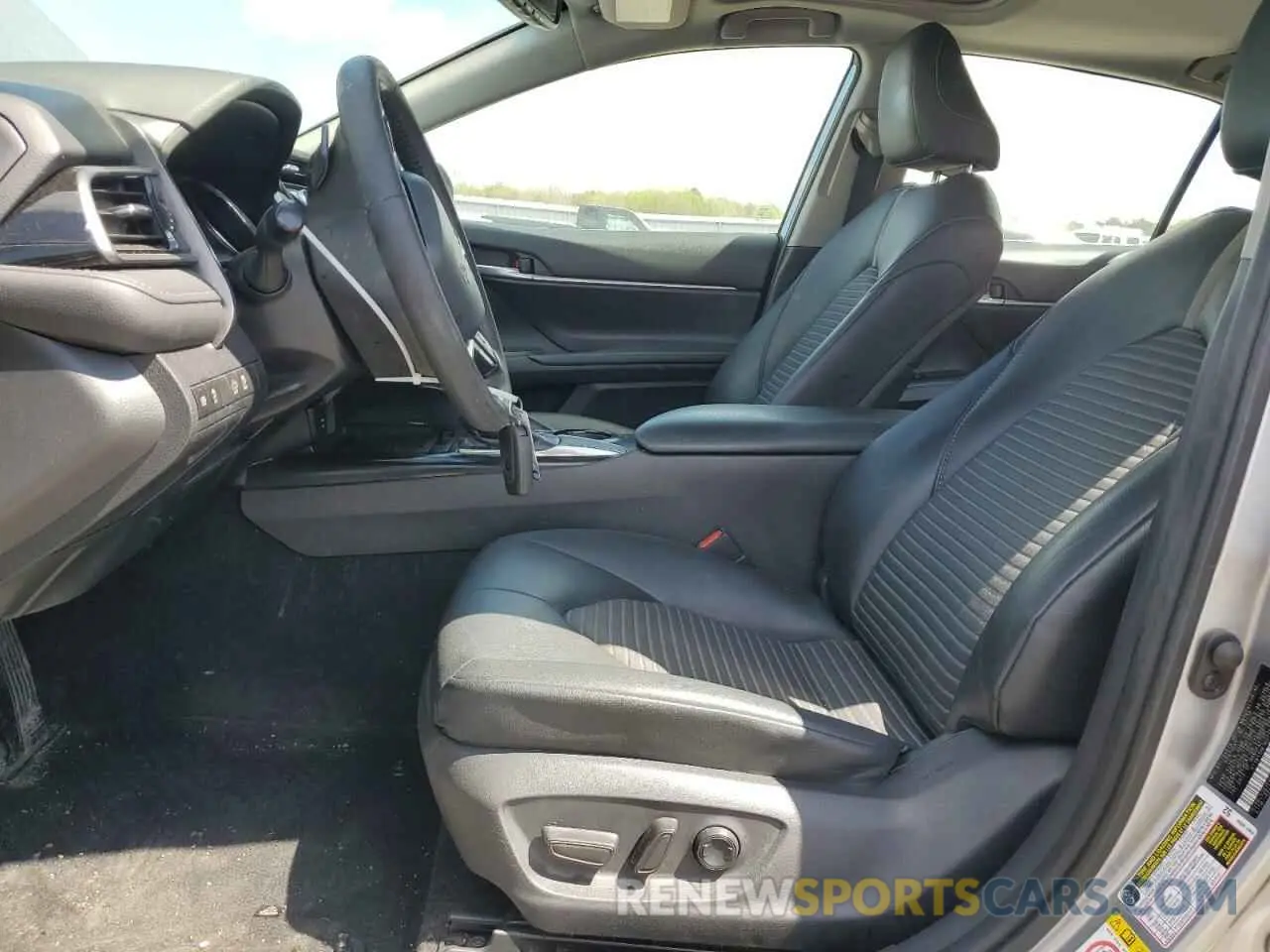 7 fotografías del automóvil dañado 4T1B11HK1KU775223 TOYOTA CAMRY 2019
