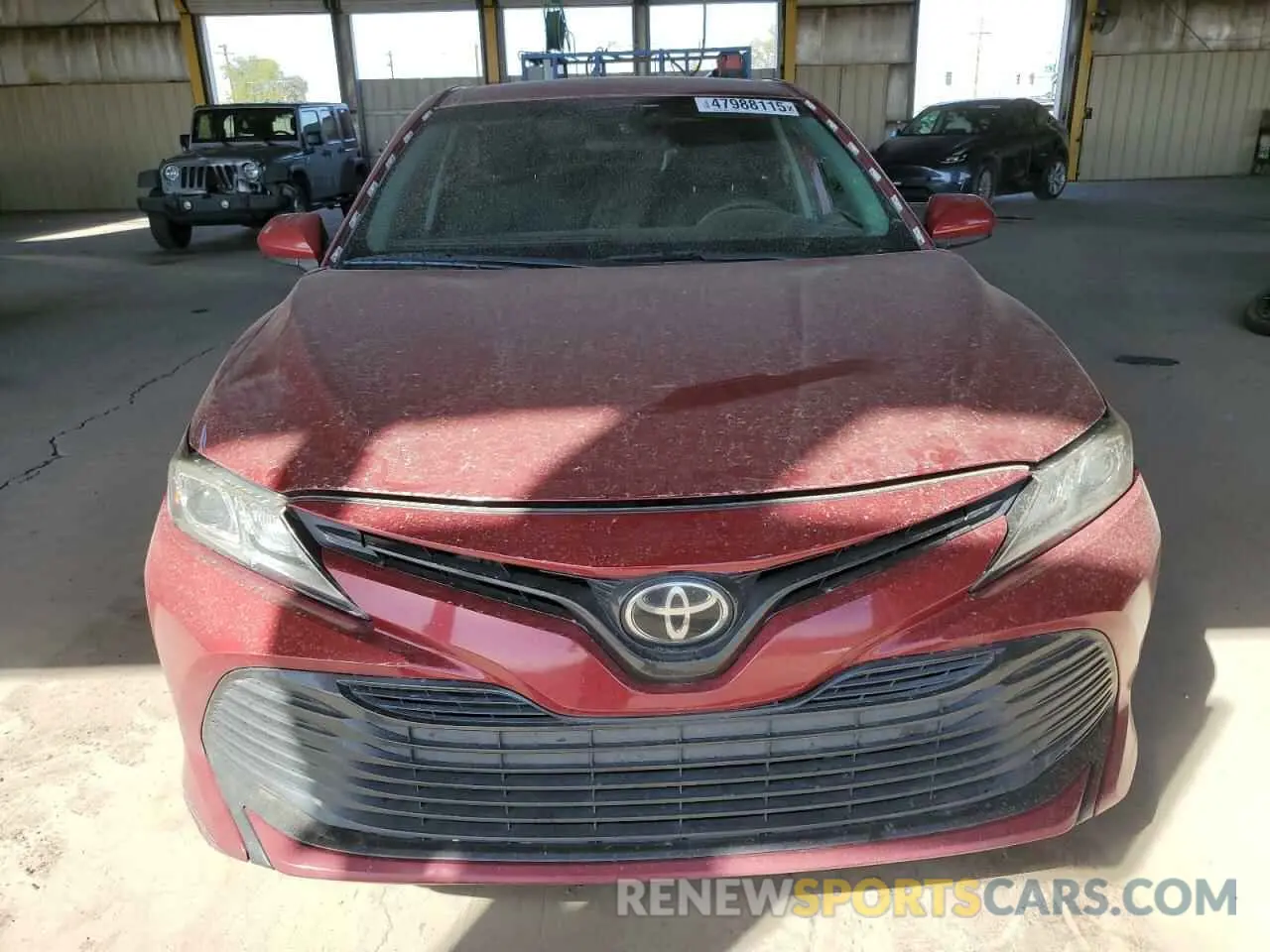 5 fotografías del automóvil dañado 4T1B11HK1KU785878 TOYOTA CAMRY 2019