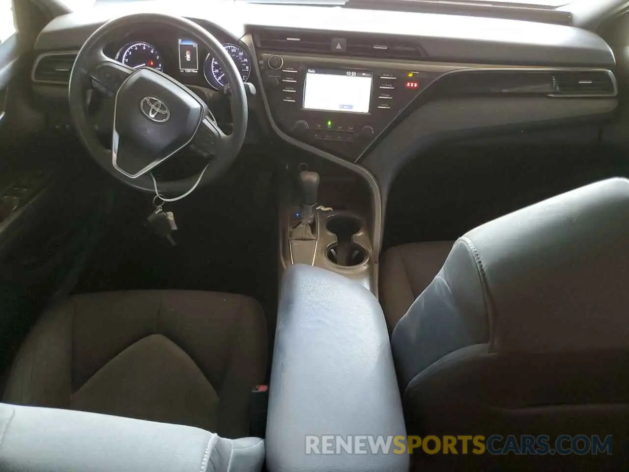 8 fotografías del automóvil dañado 4T1B11HK1KU785878 TOYOTA CAMRY 2019