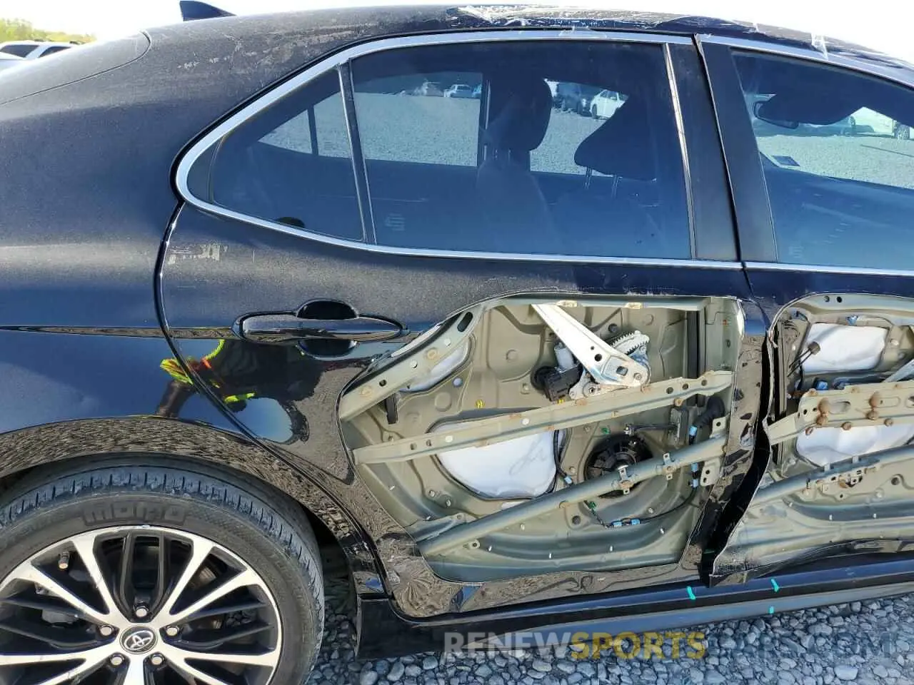 10 fotografías del automóvil dañado 4T1B11HK1KU793236 TOYOTA CAMRY 2019