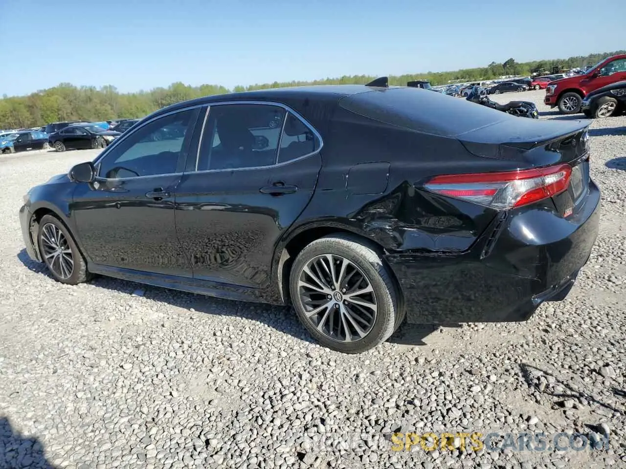 2 fotografías del automóvil dañado 4T1B11HK1KU793236 TOYOTA CAMRY 2019
