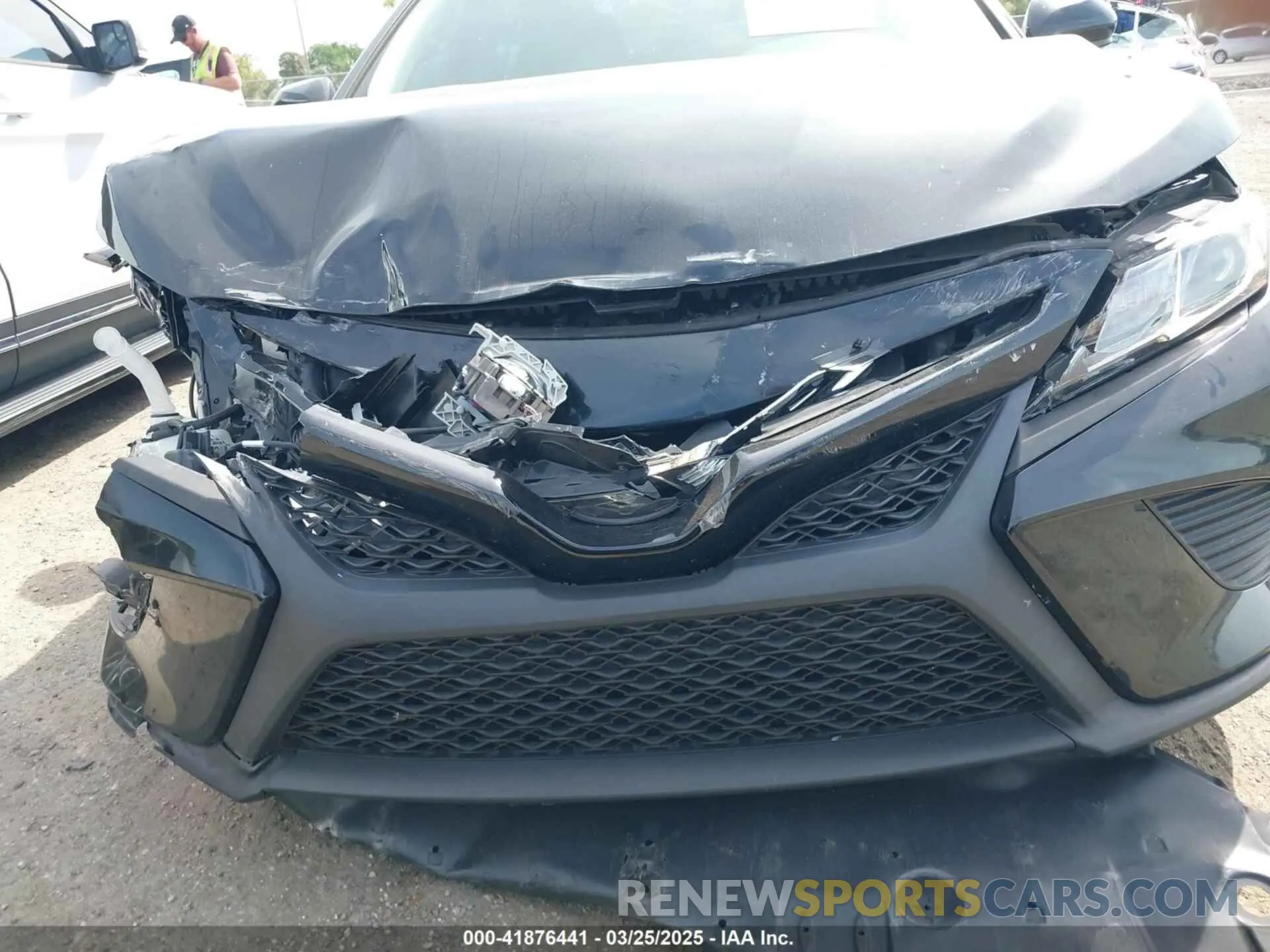 13 fotografías del automóvil dañado 4T1B11HK1KU795035 TOYOTA CAMRY 2019