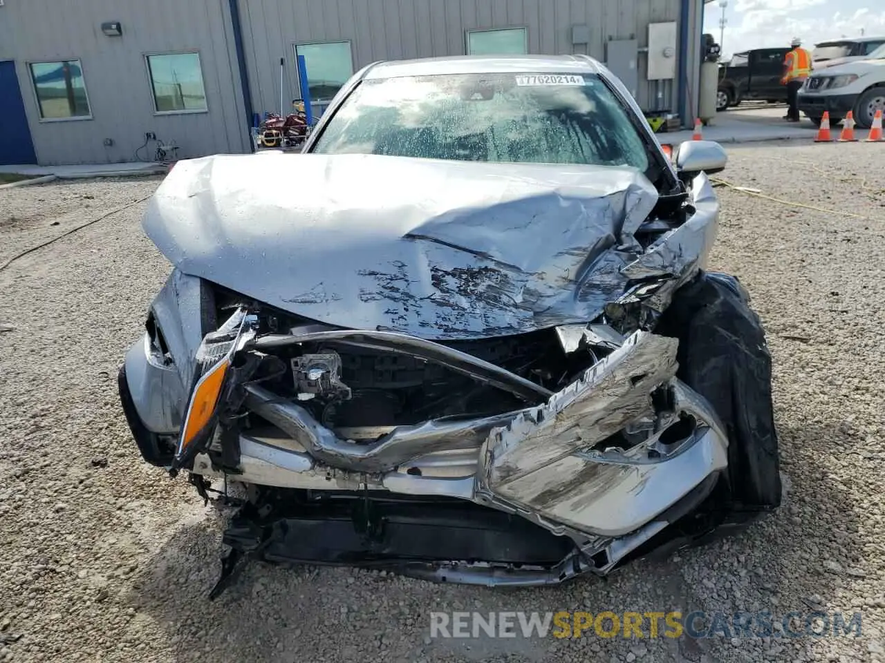 5 fotografías del automóvil dañado 4T1B11HK1KU809368 TOYOTA CAMRY 2019