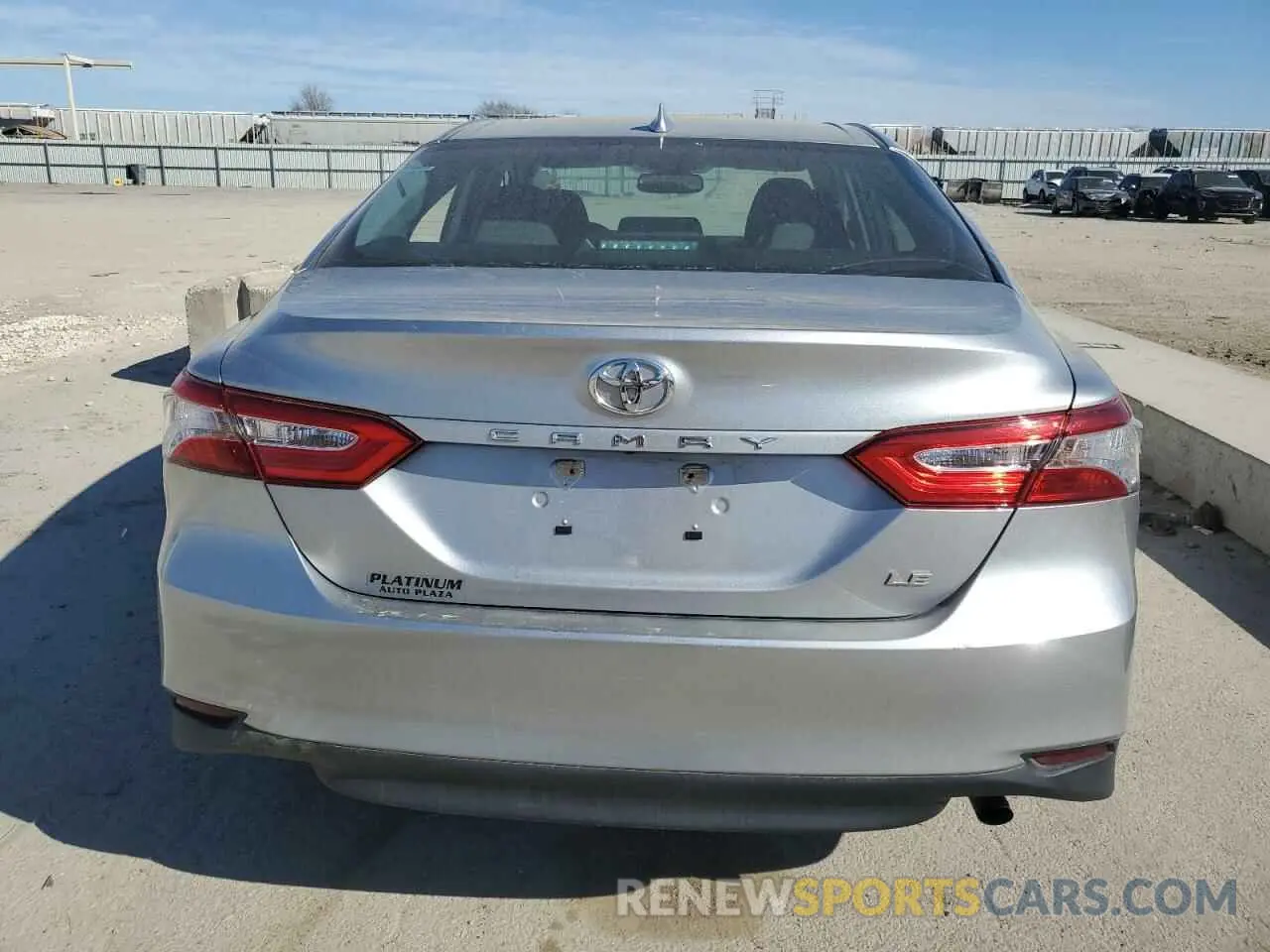 6 fotografías del automóvil dañado 4T1B11HK1KU809452 TOYOTA CAMRY 2019