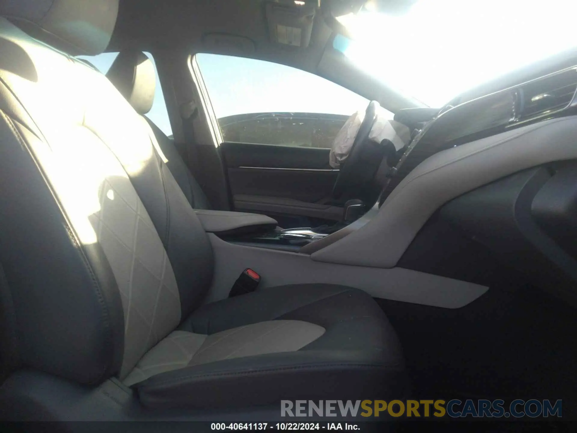 5 fotografías del automóvil dañado 4T1B11HK1KU809709 TOYOTA CAMRY 2019