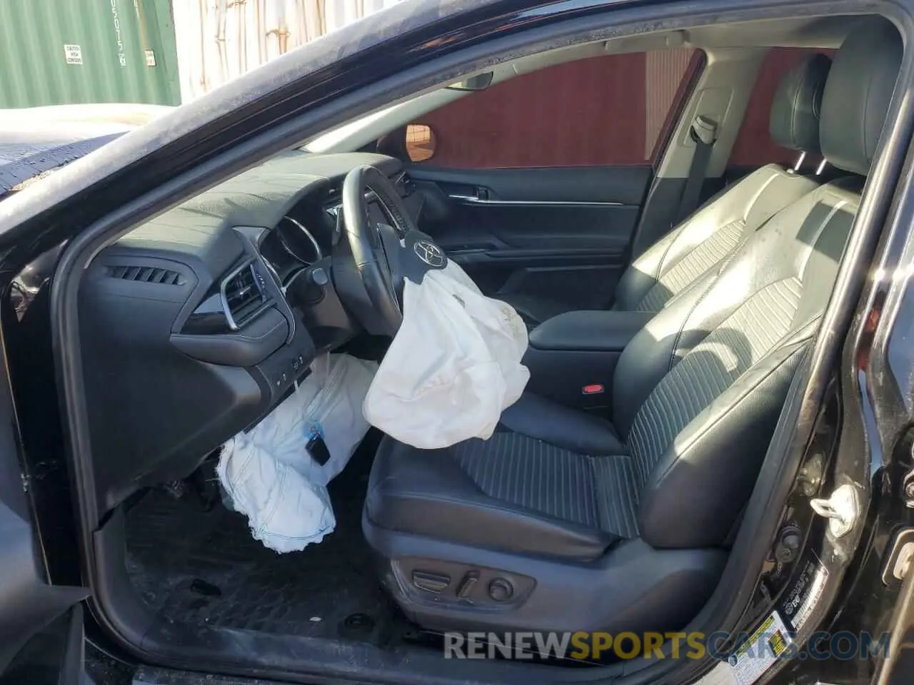 7 fotografías del automóvil dañado 4T1B11HK1KU818698 TOYOTA CAMRY 2019