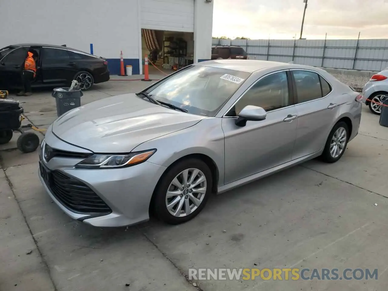 1 fotografías del automóvil dañado 4T1B11HK1KU826025 TOYOTA CAMRY 2019
