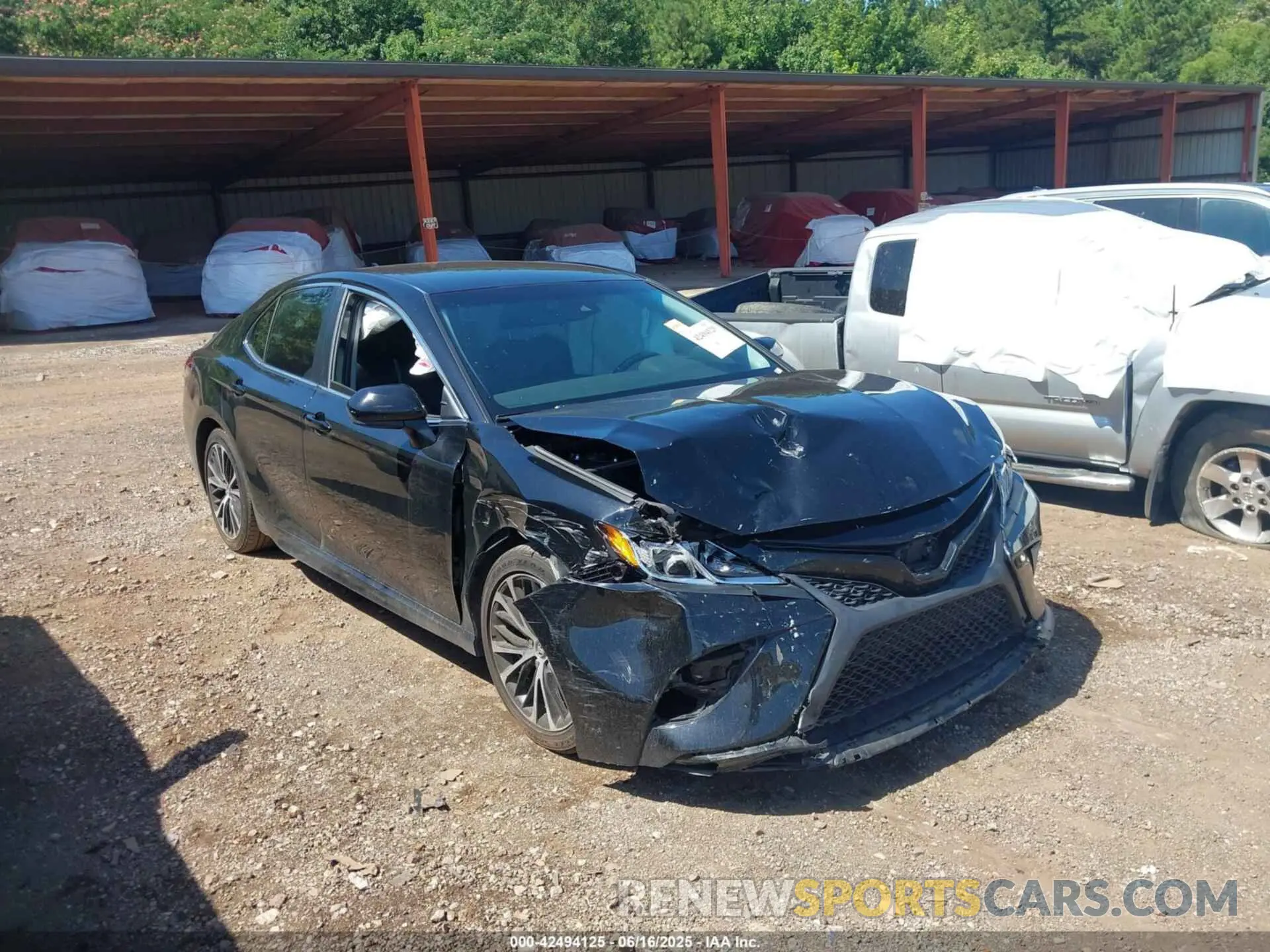 17 fotografías del automóvil dañado 4T1B11HK1KU827434 TOYOTA CAMRY 2019