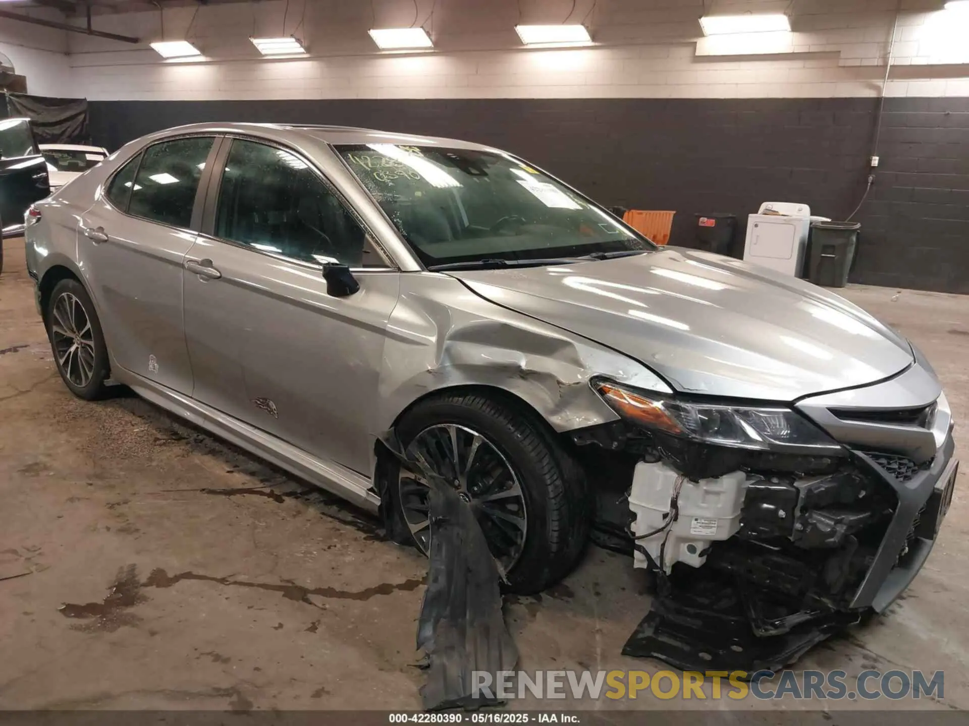 6 fotografías del automóvil dañado 4T1B11HK1KU834643 TOYOTA CAMRY 2019