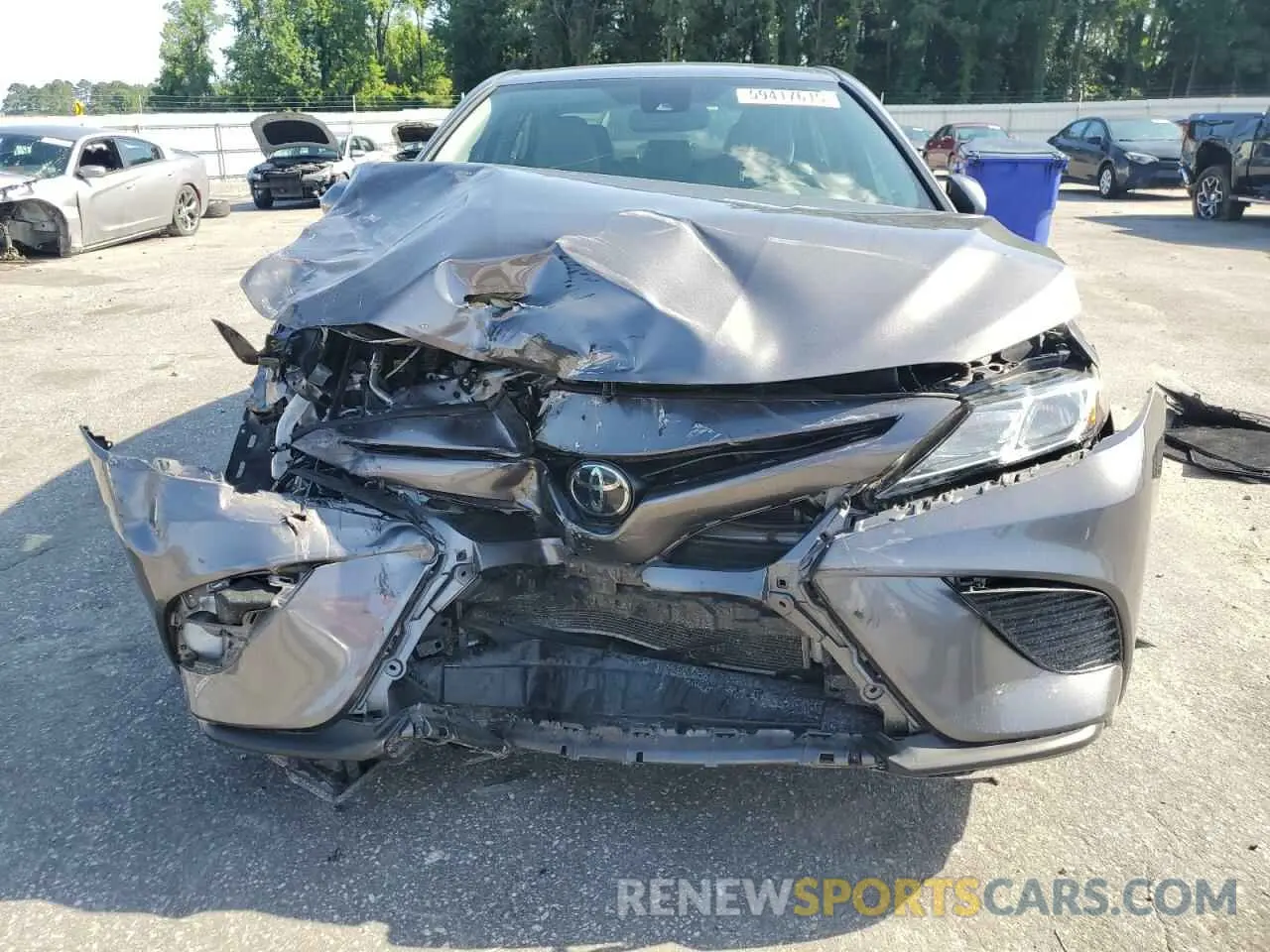 5 fotografías del automóvil dañado 4T1B11HK1KU838580 TOYOTA CAMRY 2019