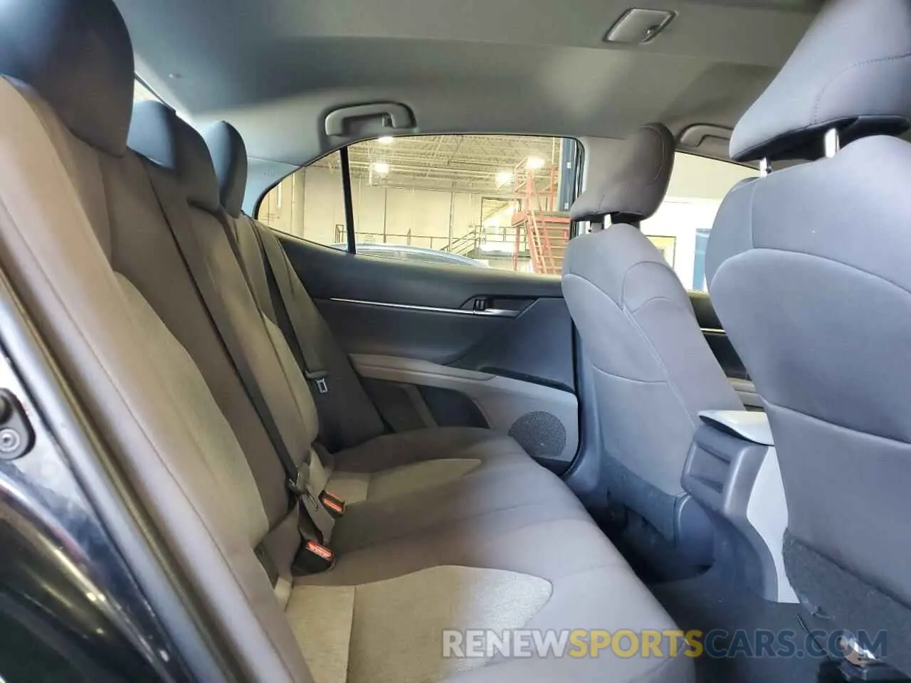 10 fotografías del automóvil dañado 4T1B11HK1KU846873 TOYOTA CAMRY 2019