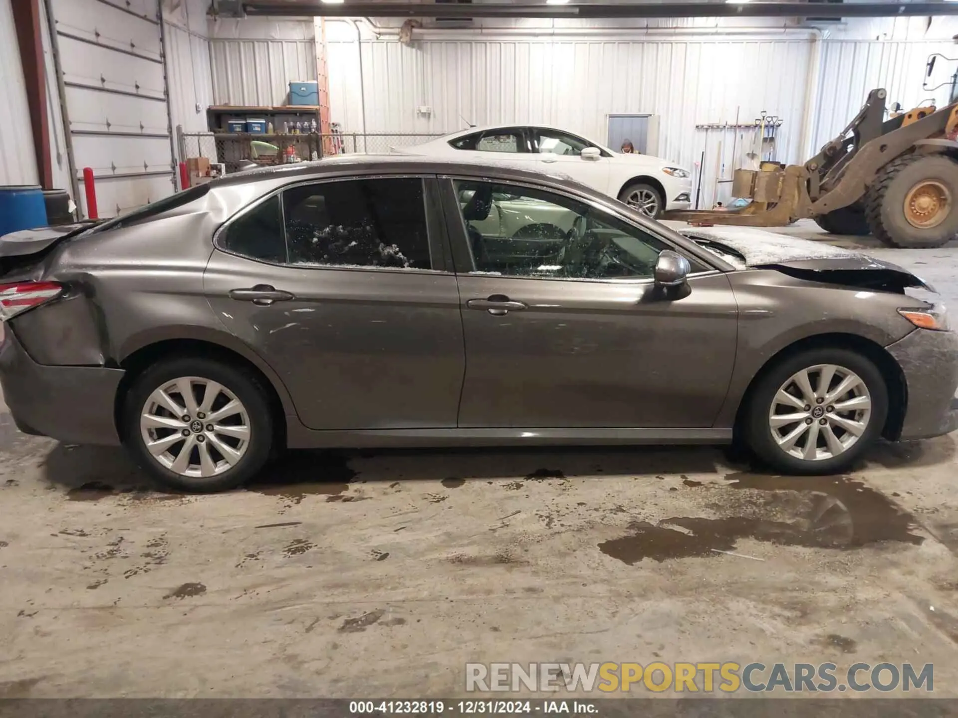 13 fotografías del automóvil dañado 4T1B11HK1KU855671 TOYOTA CAMRY 2019