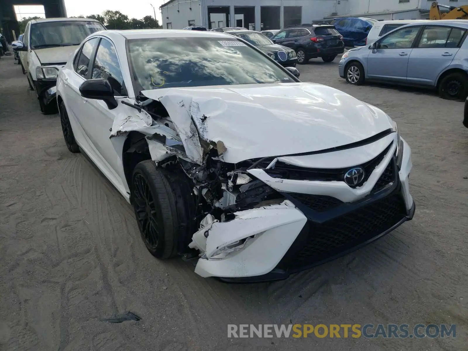 9 fotografías del automóvil dañado 4T1B11HK2KU162656 TOYOTA CAMRY 2019