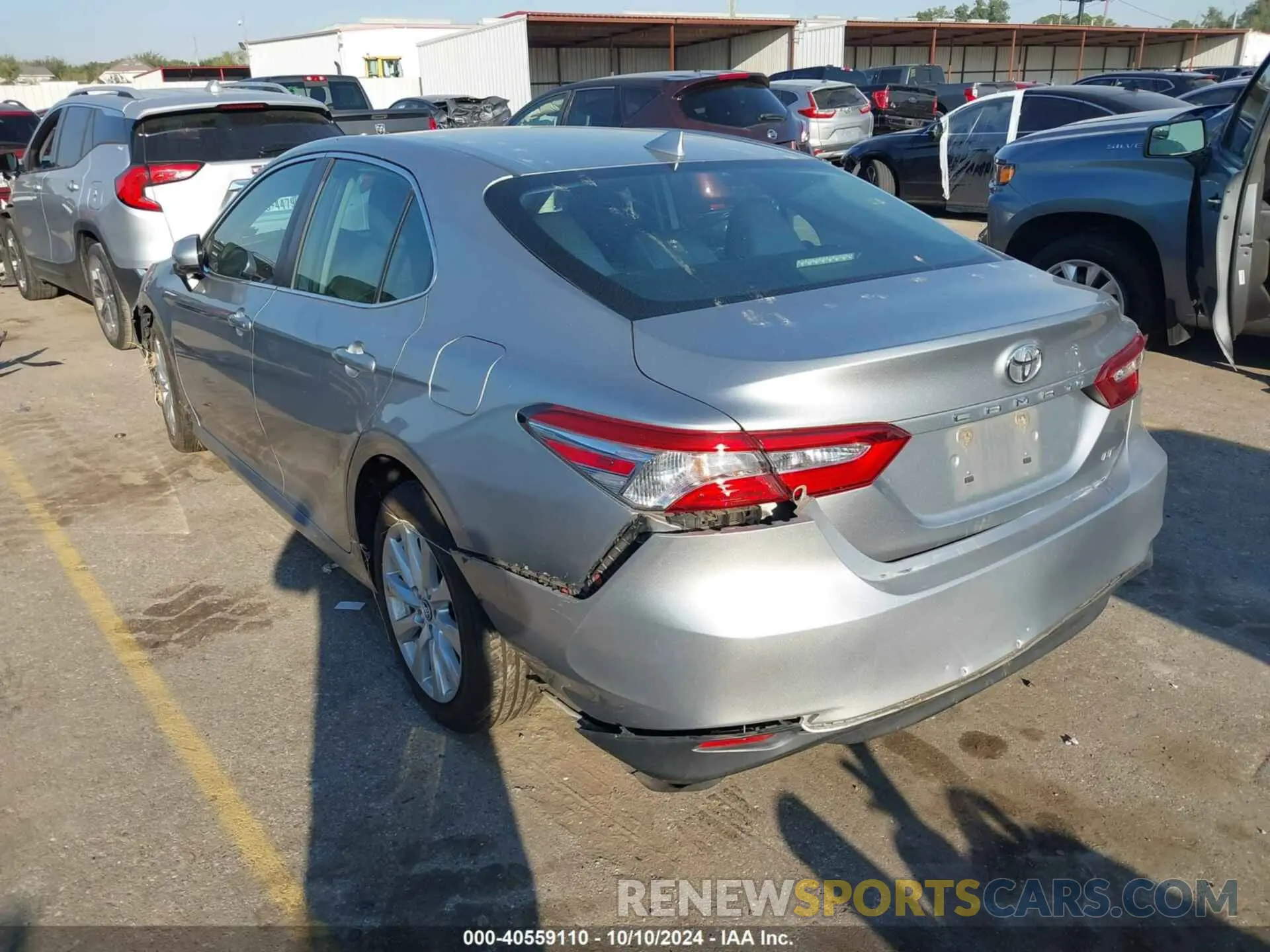 3 fotografías del automóvil dañado 4T1B11HK2KU165105 TOYOTA CAMRY 2019