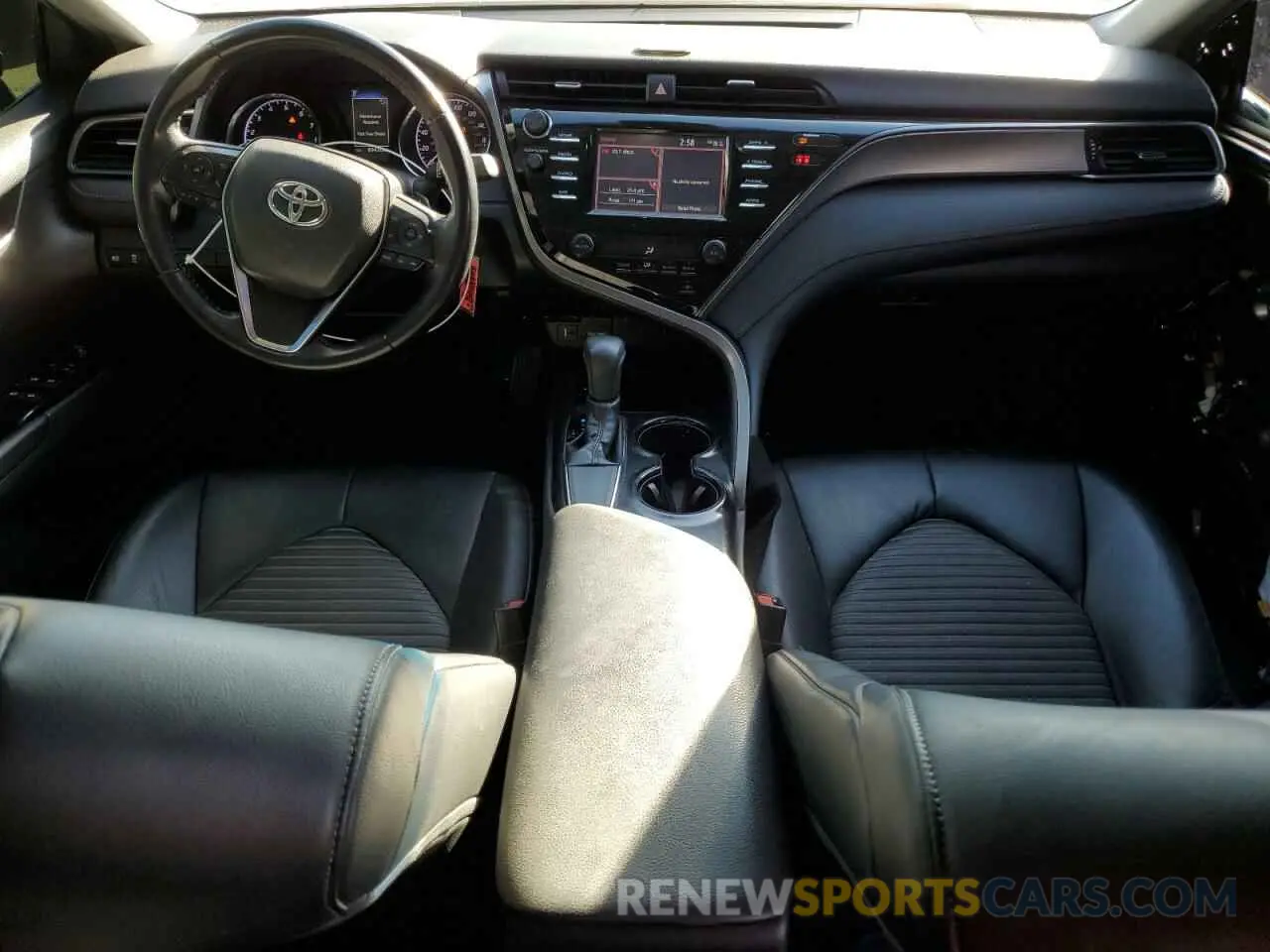 8 fotografías del automóvil dañado 4T1B11HK2KU190098 TOYOTA CAMRY 2019