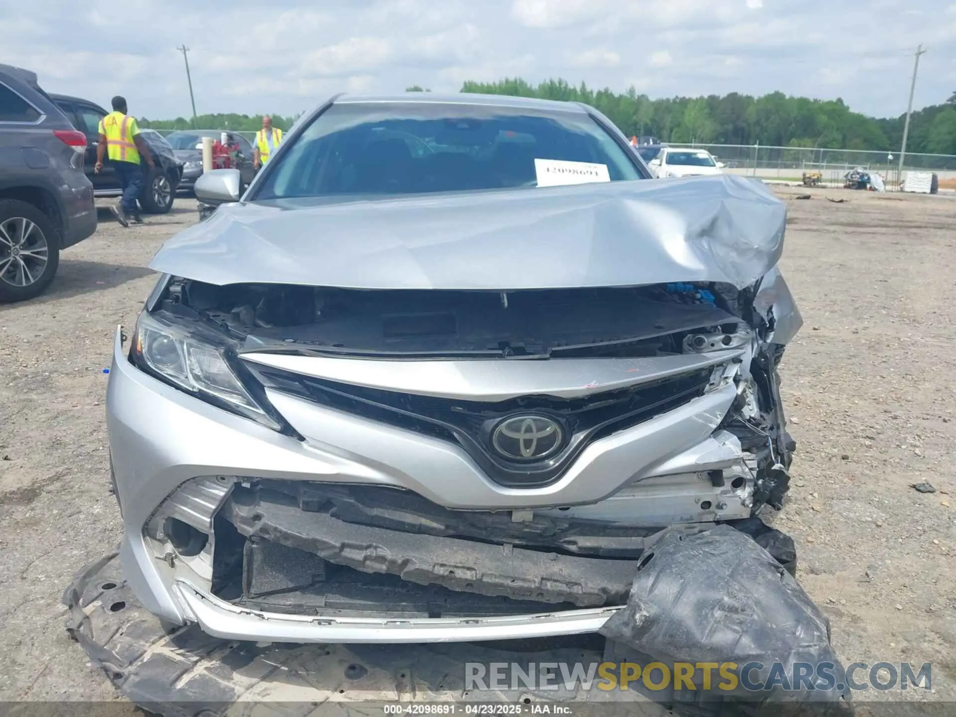 12 fotografías del automóvil dañado 4T1B11HK2KU198783 TOYOTA CAMRY 2019